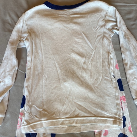 Gap size 5 pajama bundle. Three Gap pajama sets. - Picture 5 of 16